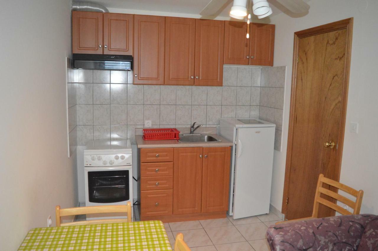 Apartments Charlie Đảo Krk Ngoại thất bức ảnh